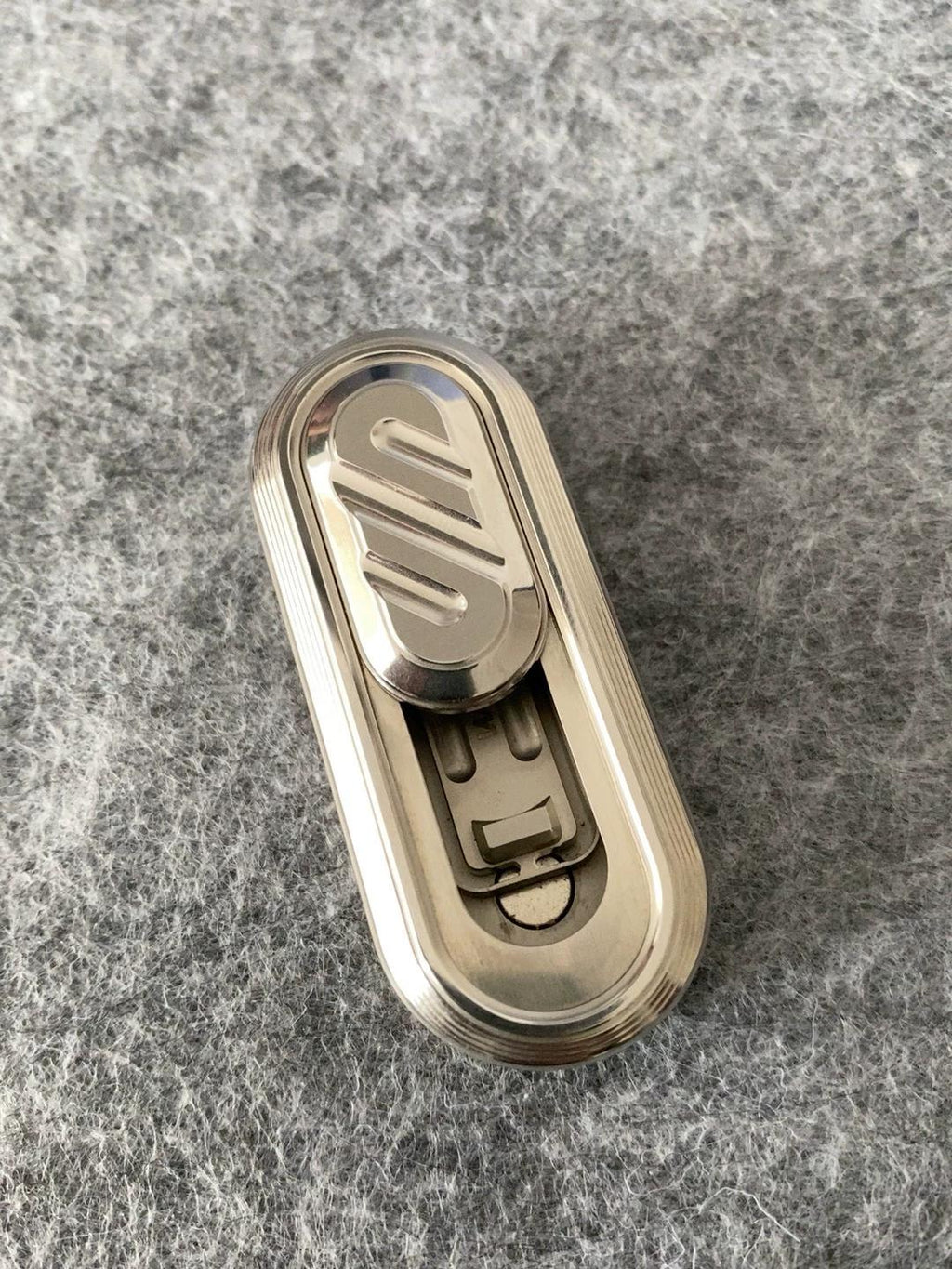 Popping Stainless Steel