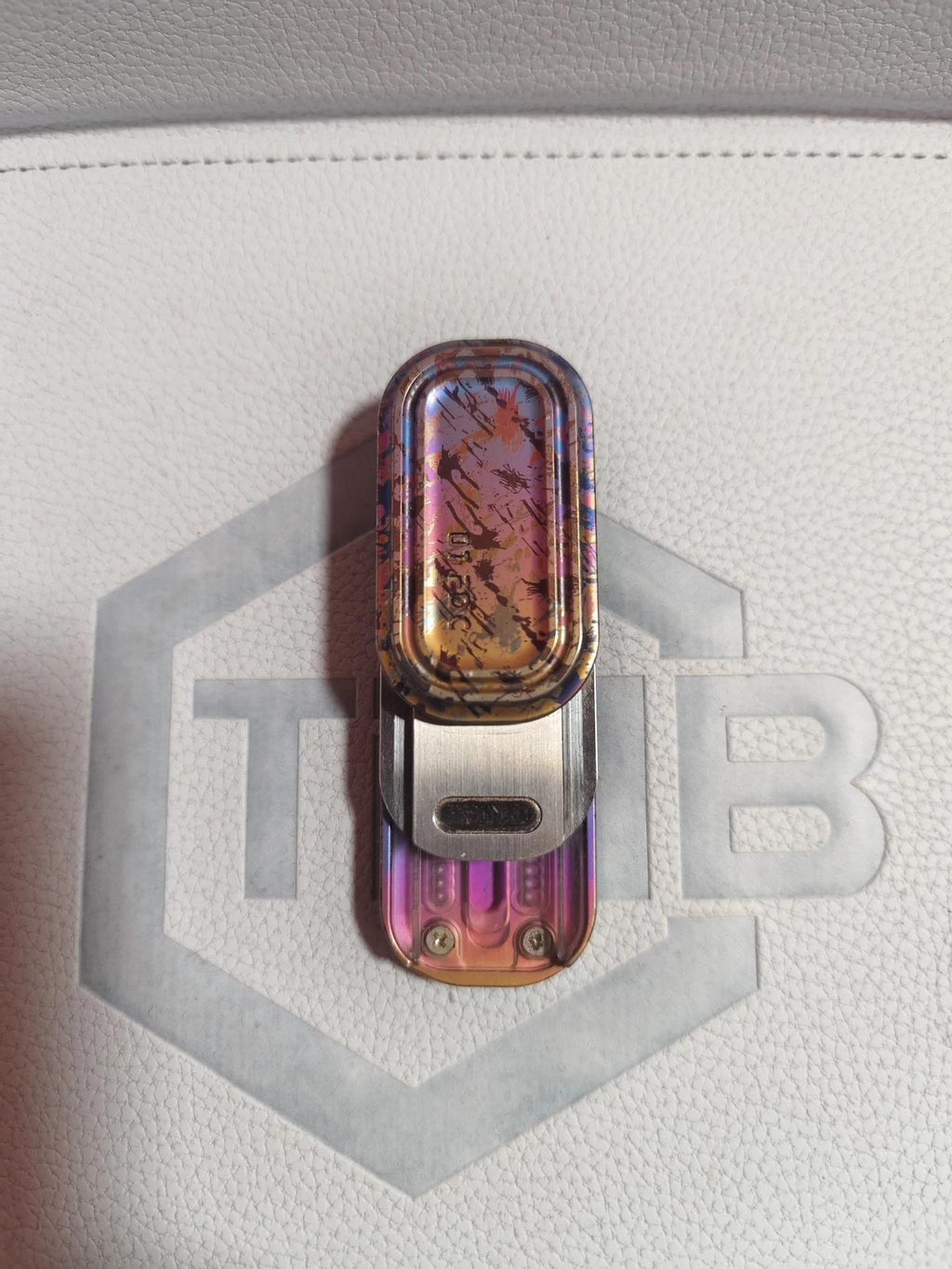 01EDC Slider No.7 Shell Titanium