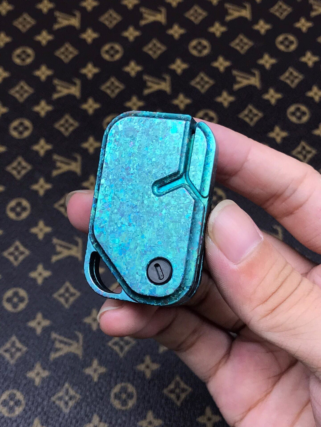 POP Throwing Card Crystallized Titanium