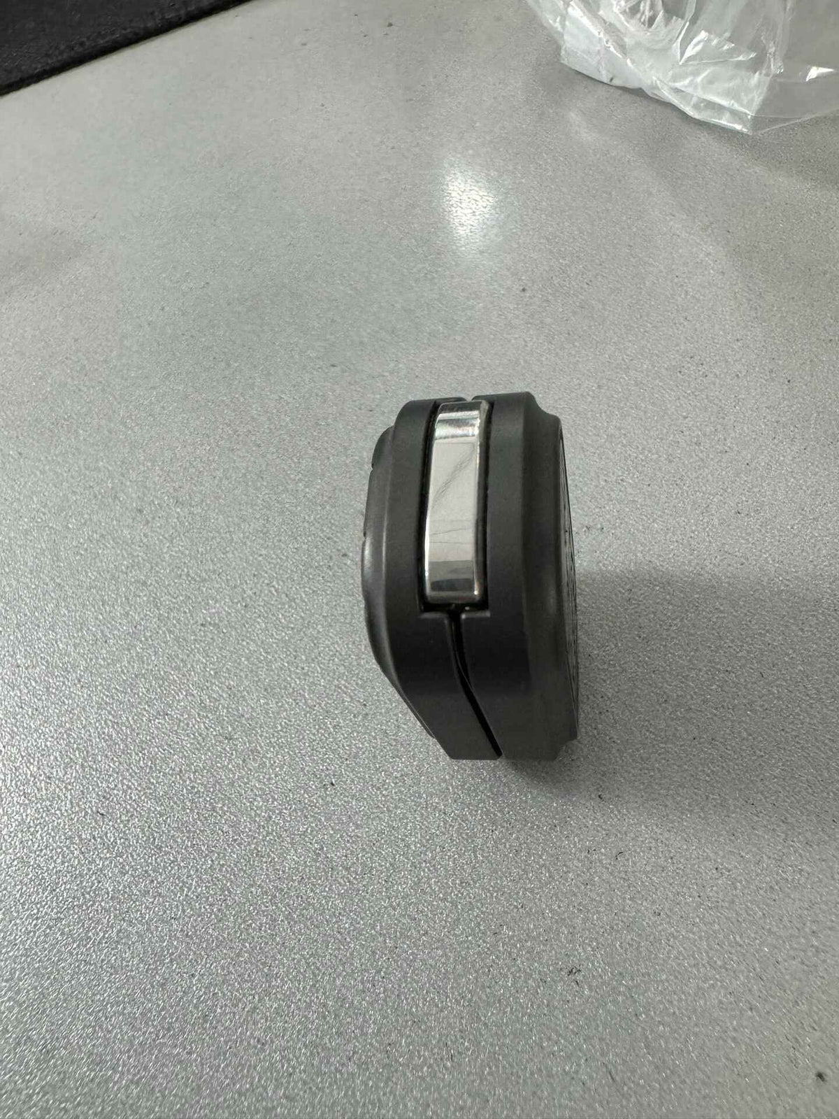 Mini Christmas Shell Zirconium