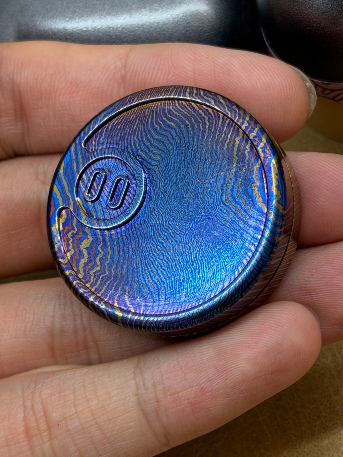Pig Mokuti Titanium