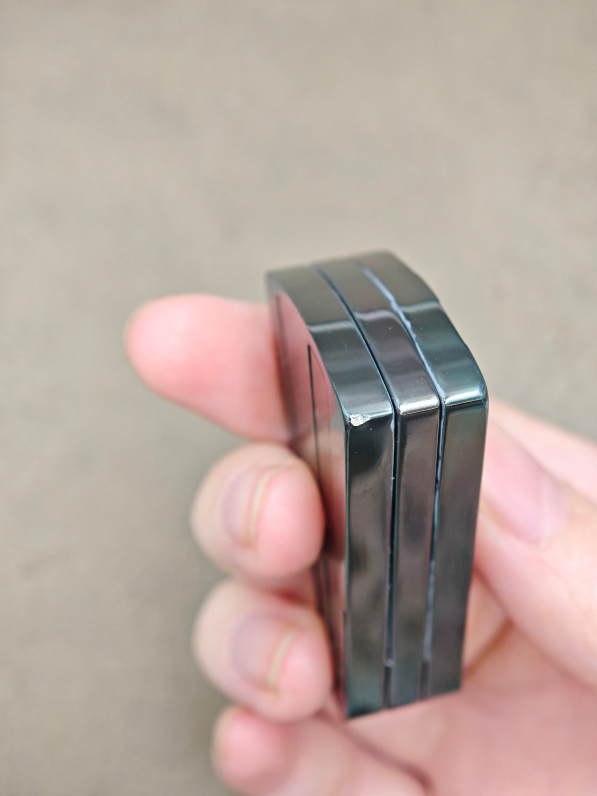 Wanderer Fan Zirconium Oil Slick