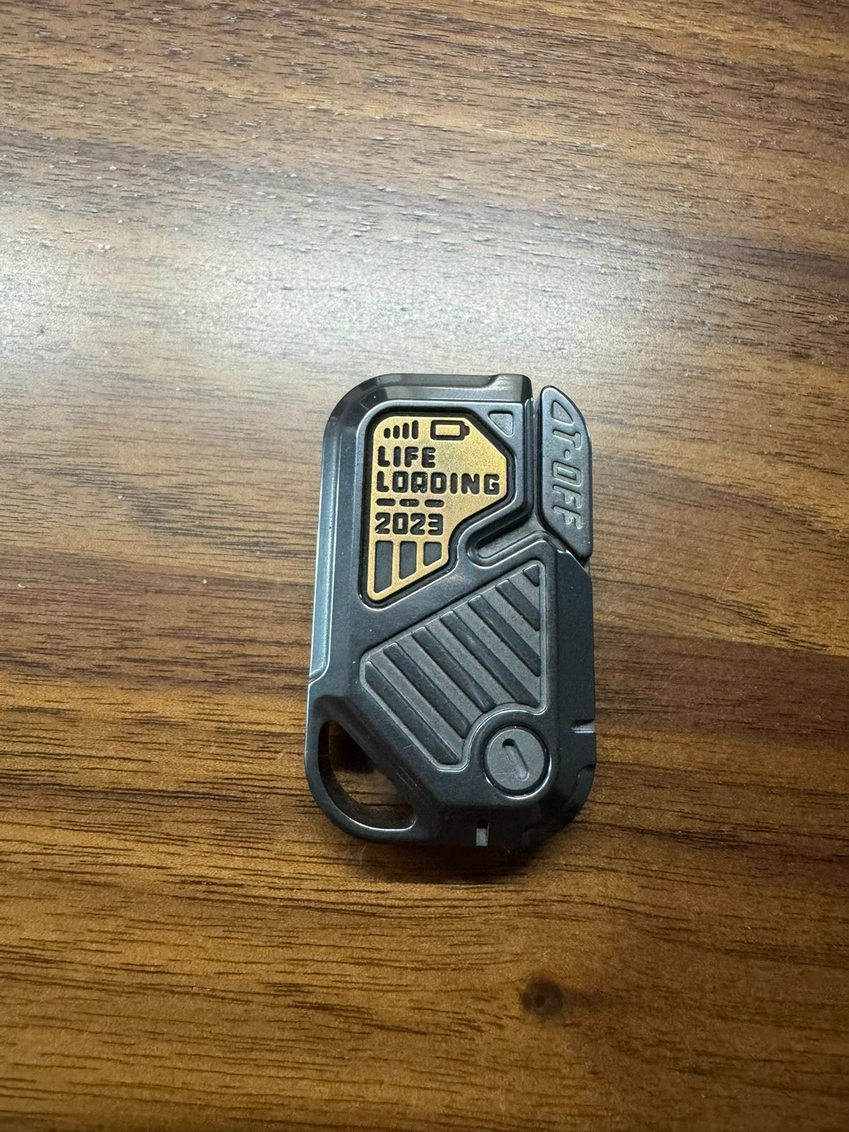 POP Throwing Card Zirconium