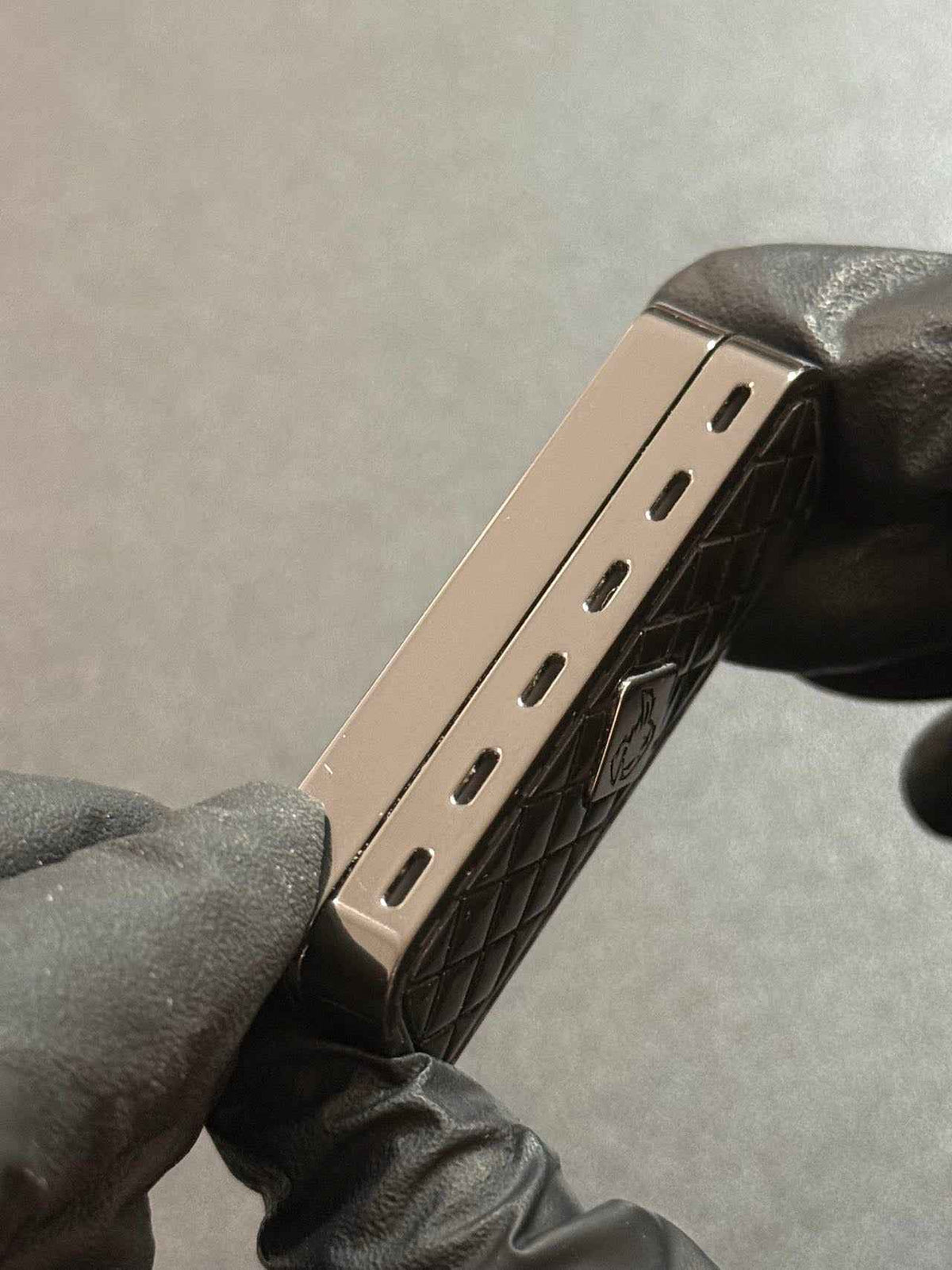 Feng Ling Zirconium