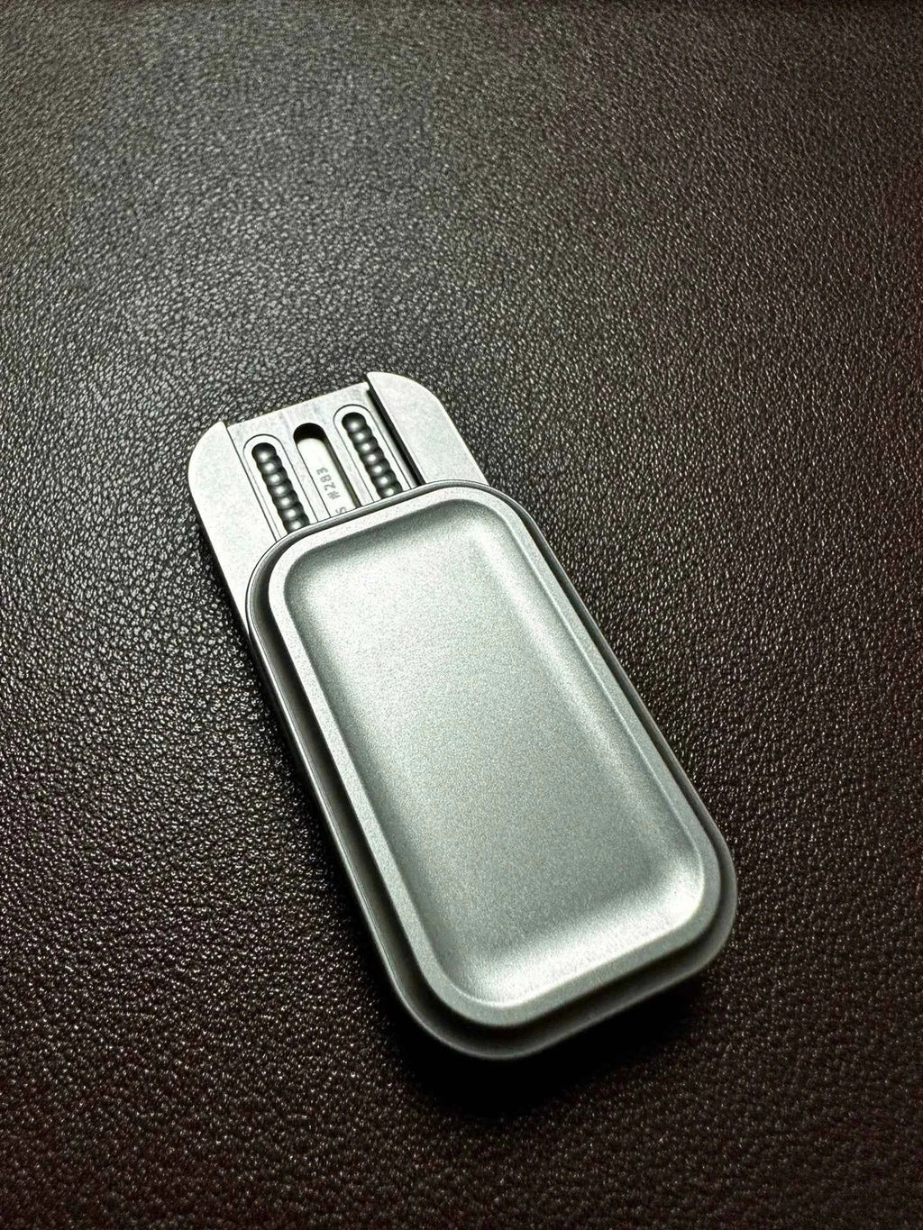 Core Asymmetry Dense Stainless Steel