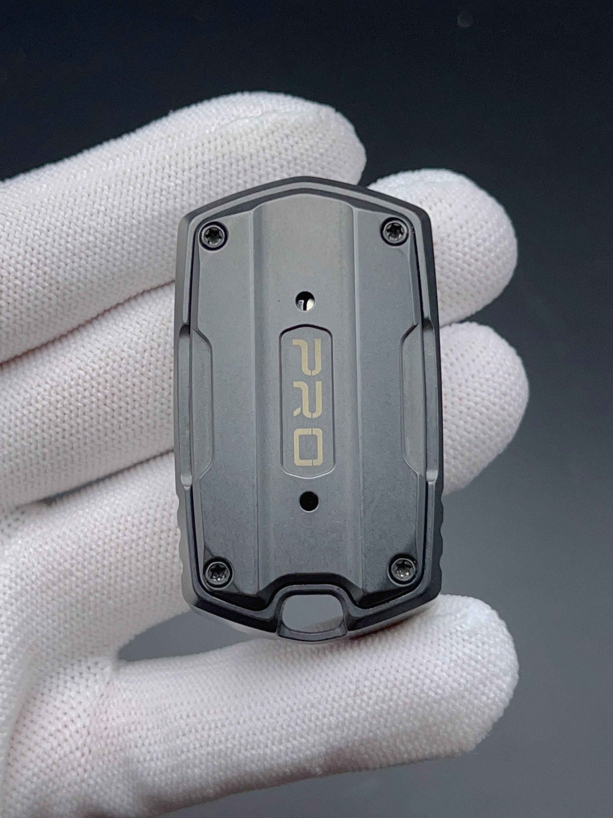 Thousand machines Zirconium