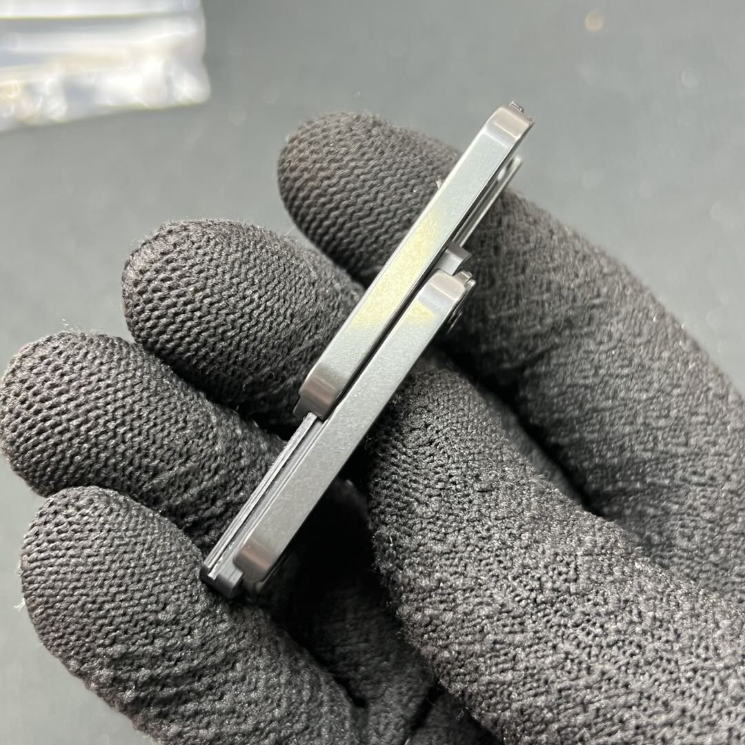 Ji Li Zirconium