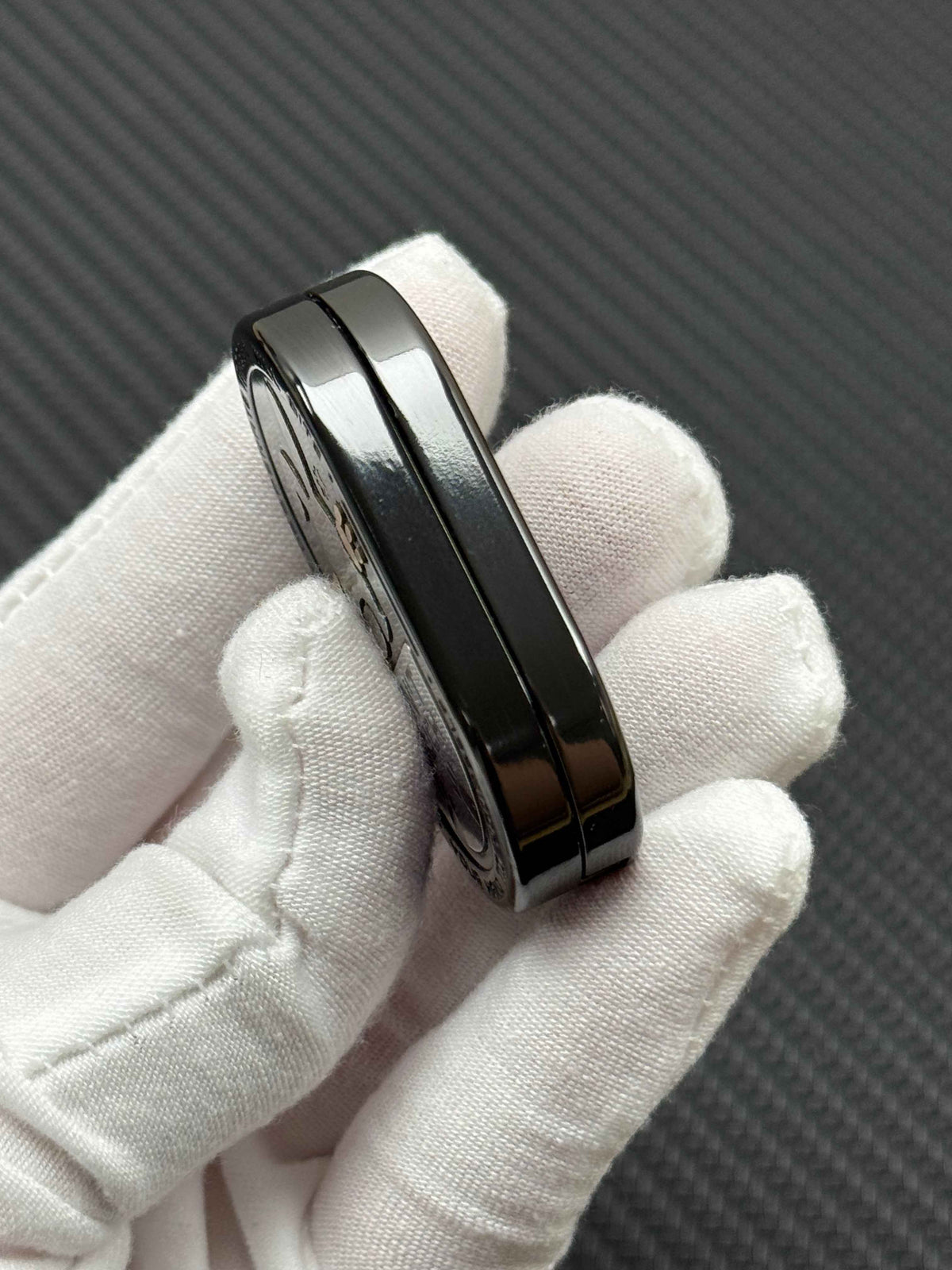 Grumpy Rabbit Rhythm Zirconium Engraved