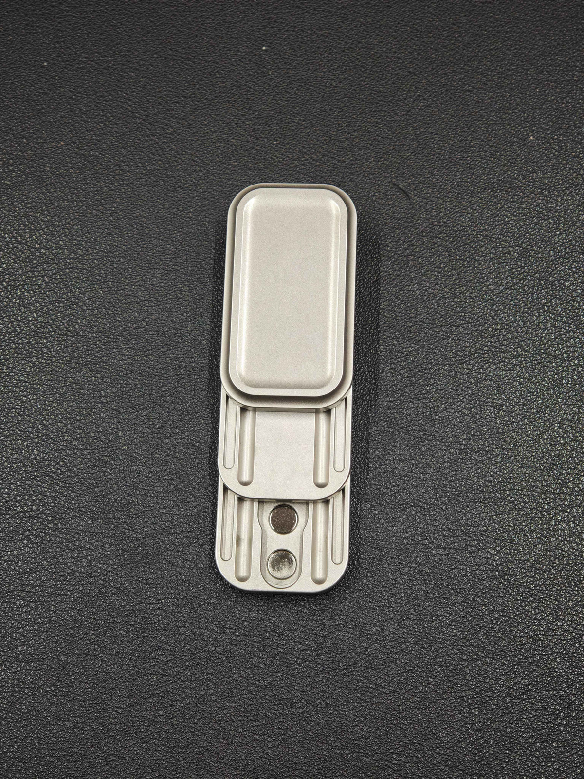 Magnet Feel Stainless Steel Stonewashed