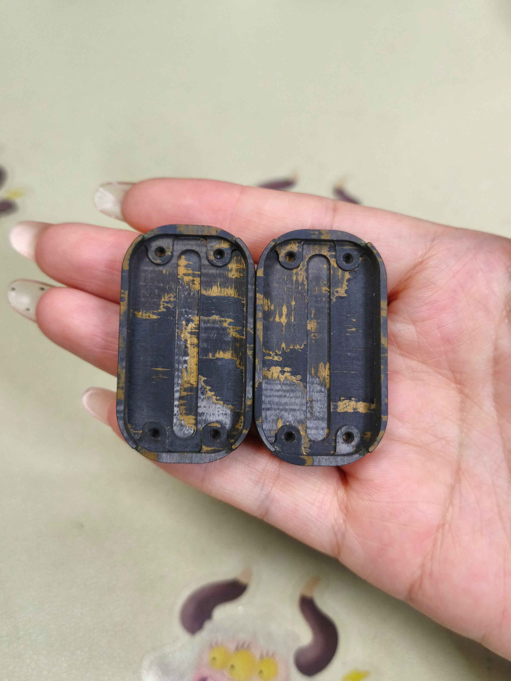 No.7 Shell Carbon Damascus