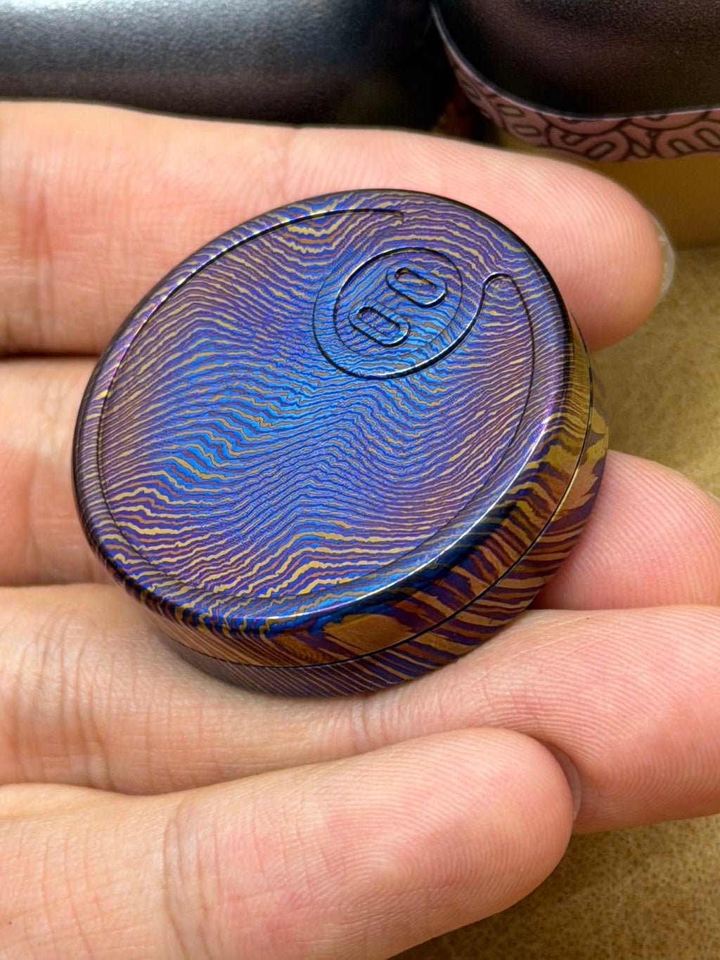 Pig Mokuti Titanium