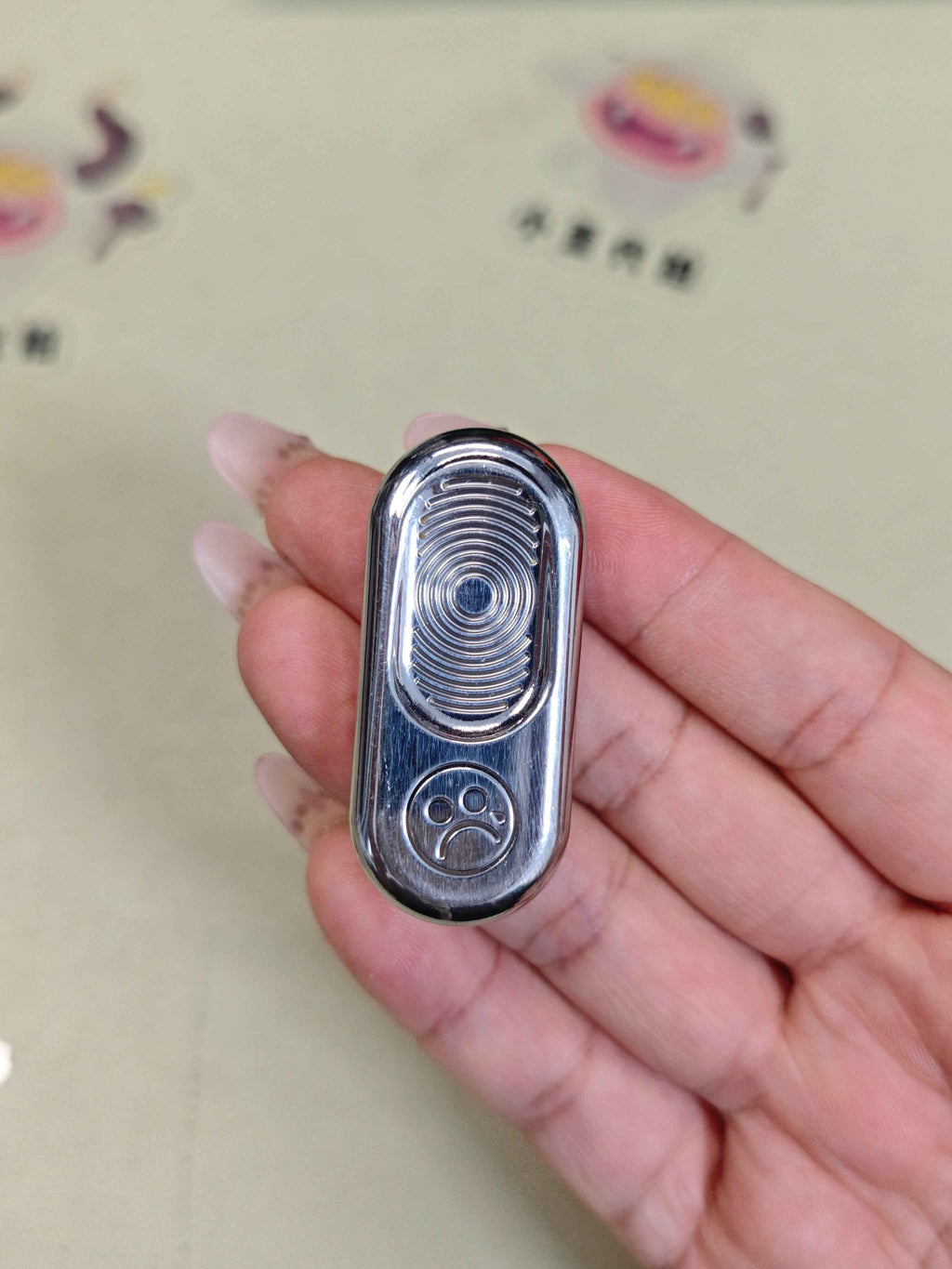 Top B Fingerprint Stainless Steel