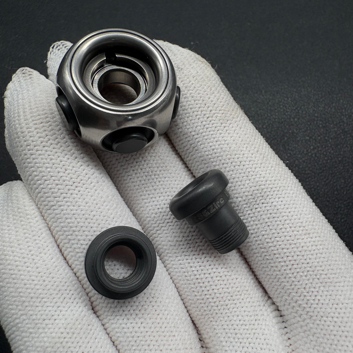 Noiz Stainless Steel