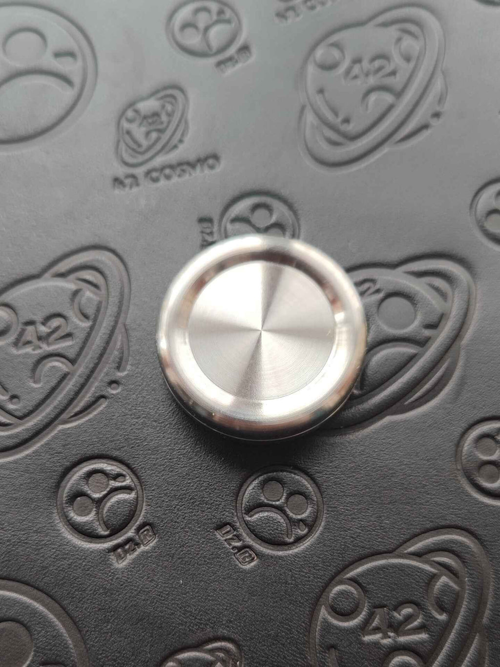 Milk Cap Titanium