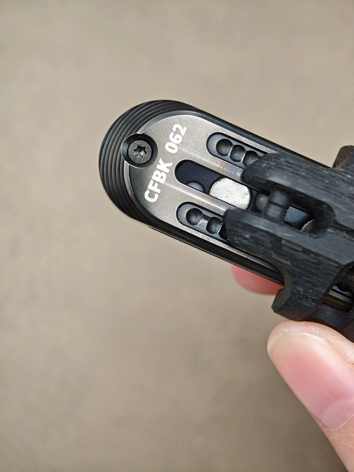 EXOSKELETON Carbon Fiber Bone Core Stainless Steel