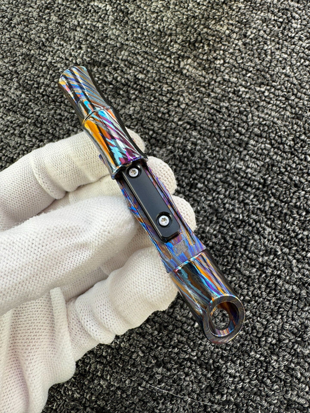 Bamboo Slider, Zircuti