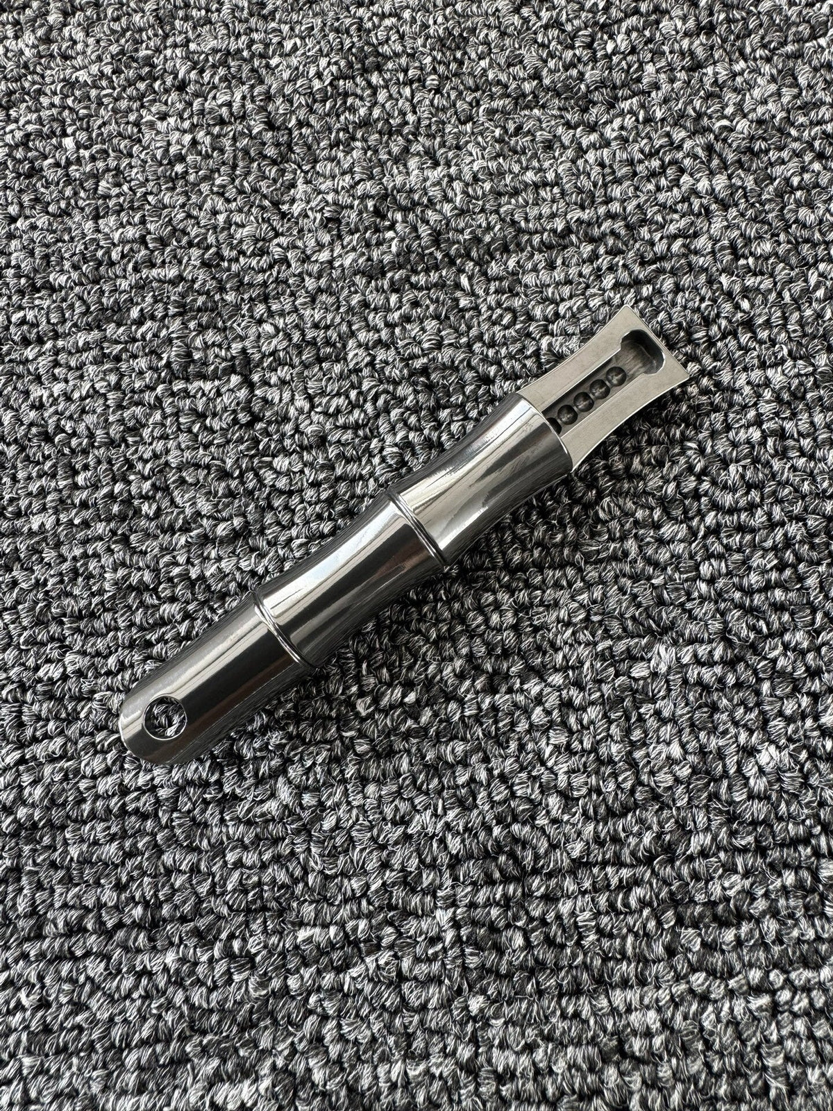 Bamboo Slider, Zirconium