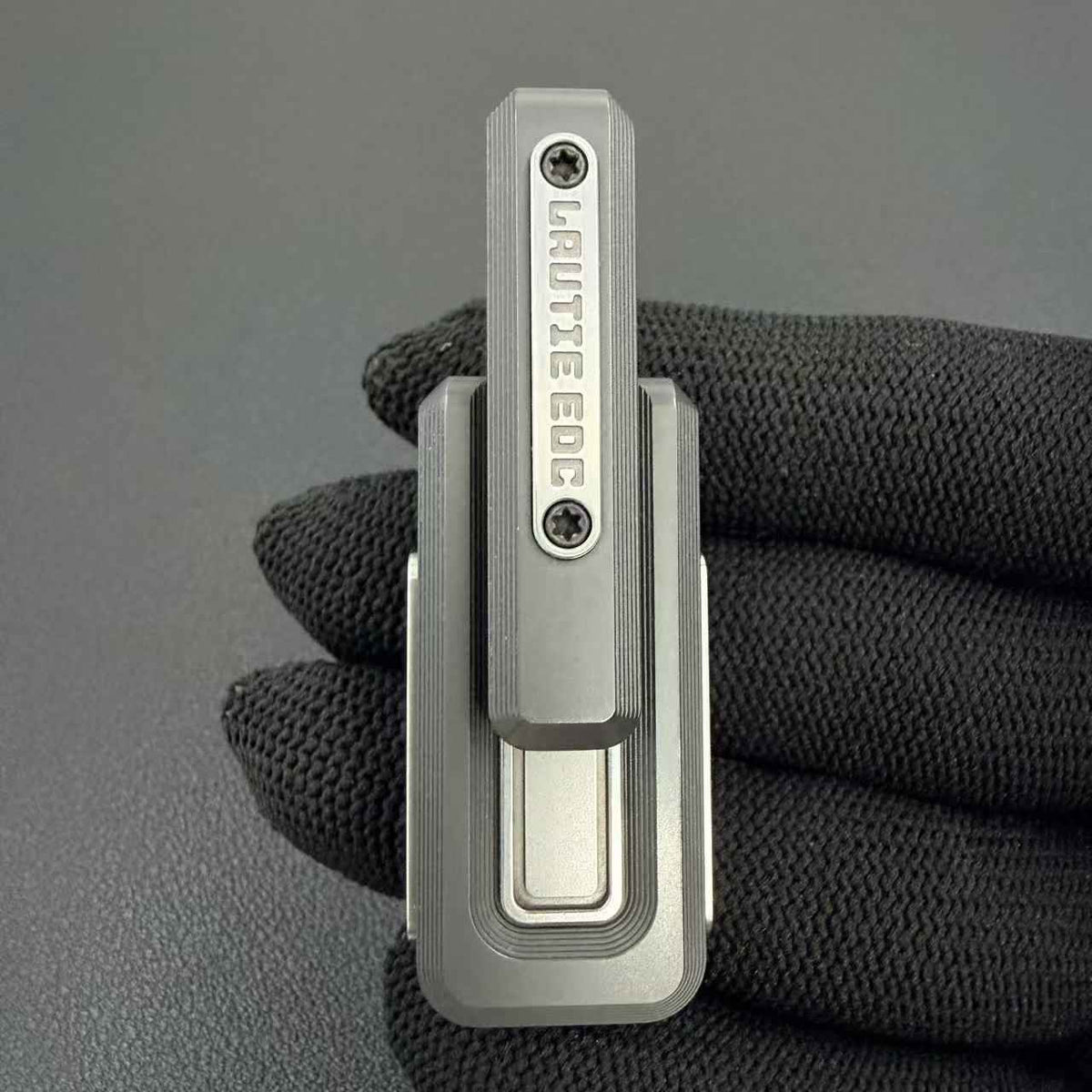 X Lock Zirconium