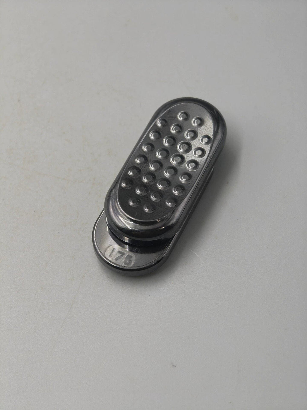 Top B Bubble, Zirconium