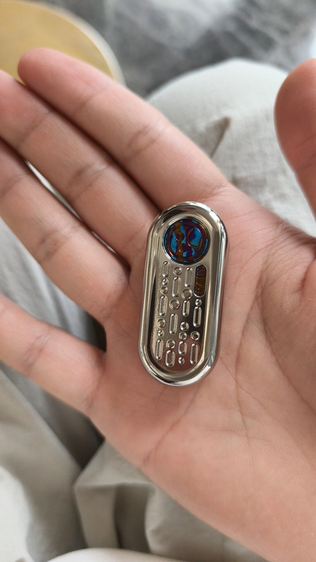 Top B Titanium
