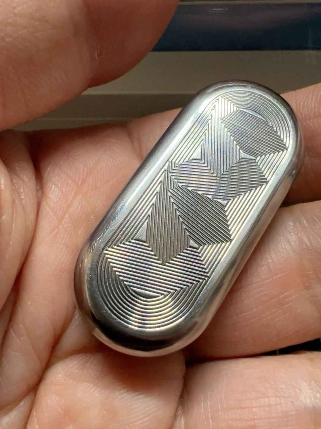Top B, Stainless Steel