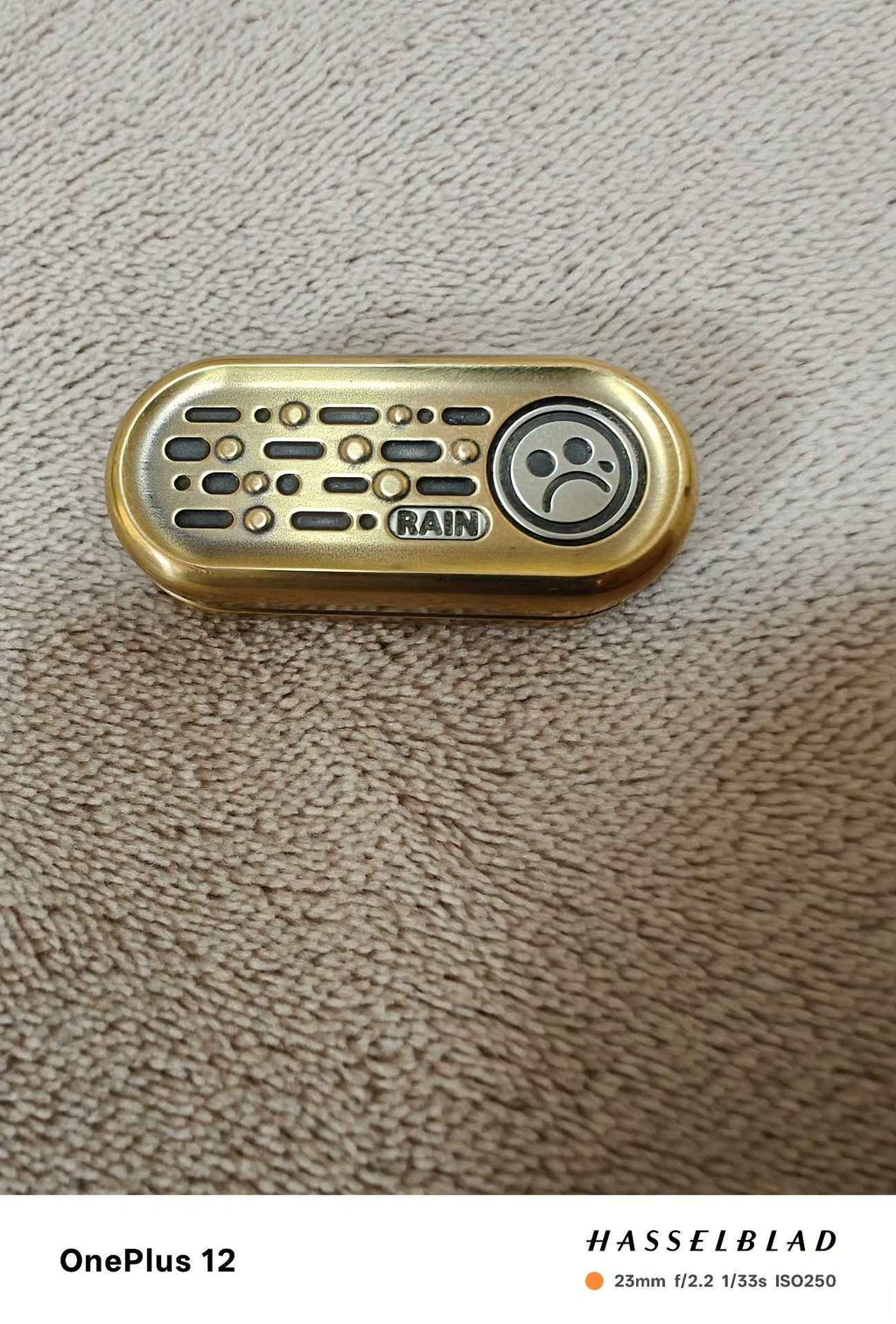 Top B Rain Brass