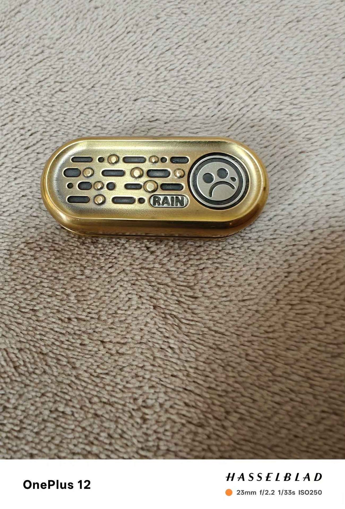 Top B Rain Brass