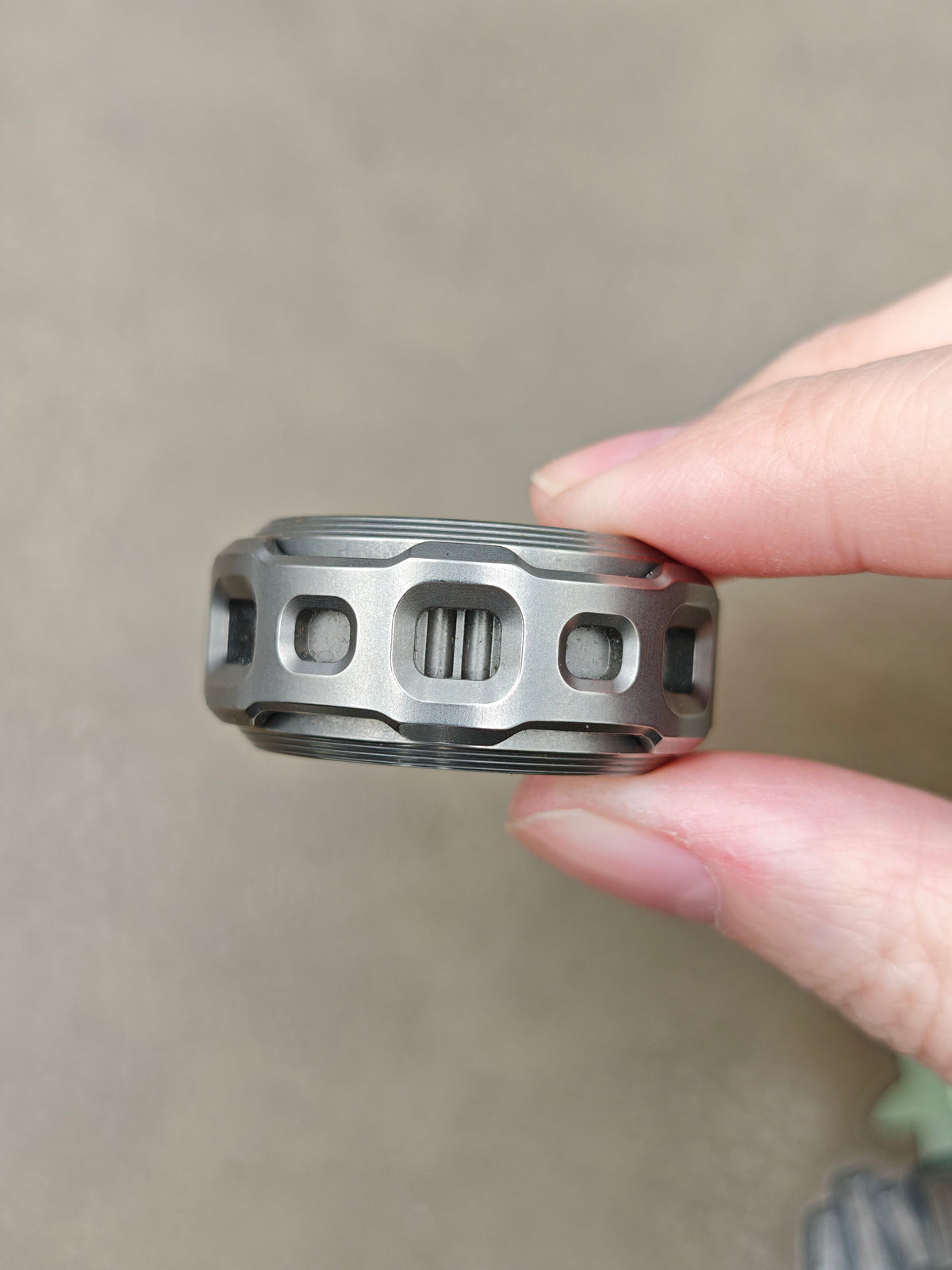 Shadow Raider Ratchet Titanium