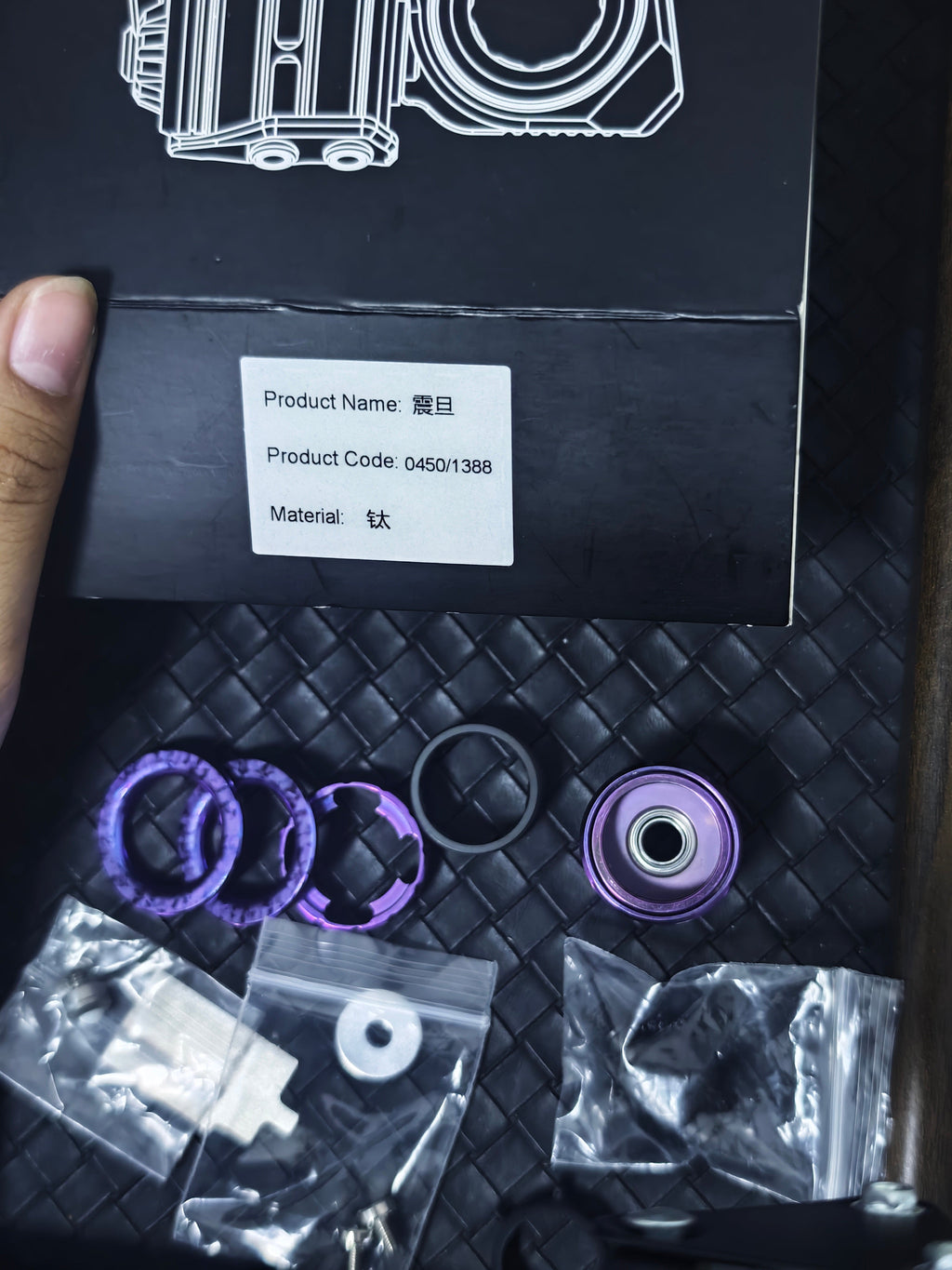 Sinian Titanium Gold Plated
