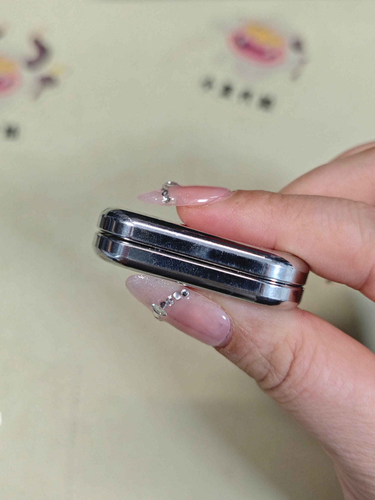Top B Fingerprint Stainless Steel
