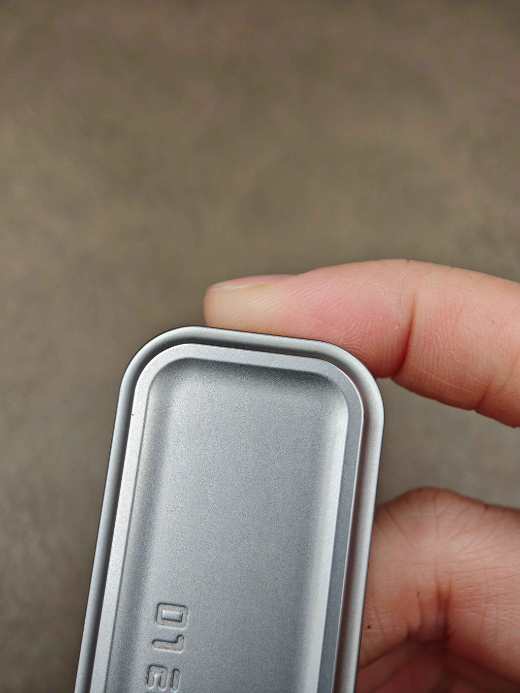 Magnet Feel Stainless Steel