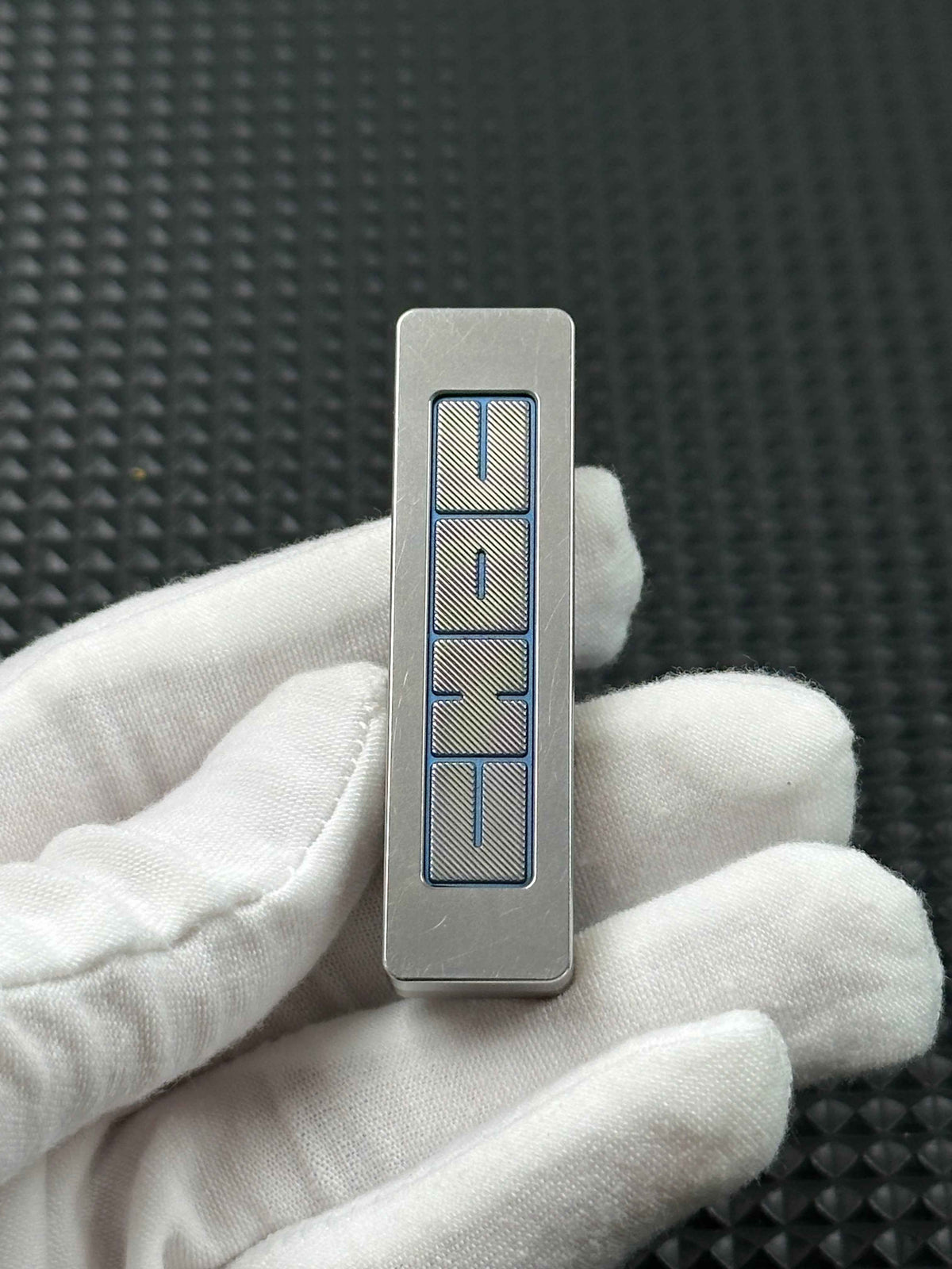Choc Titanium