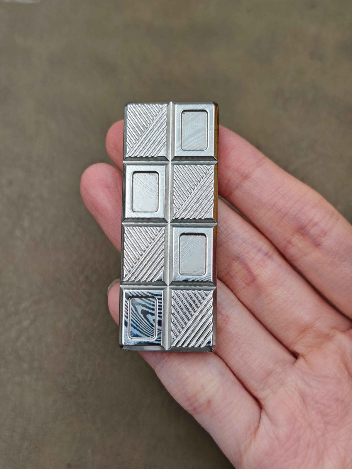 Ultra Thin Wafer Damasteel