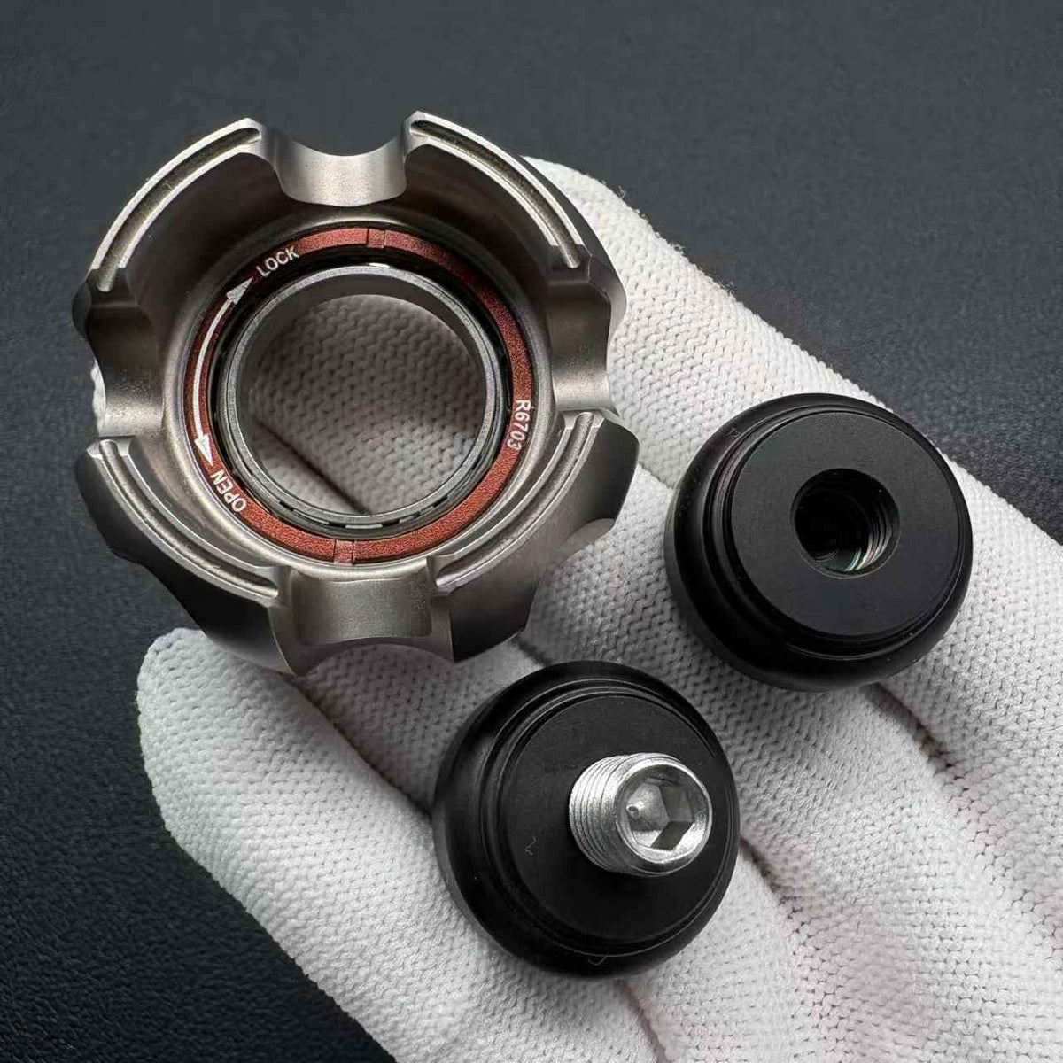 Noiz Titanium