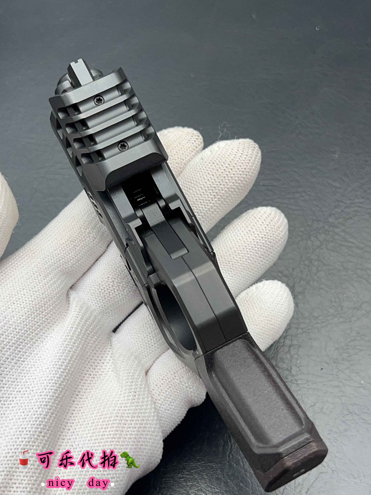 Punnk Zirconium