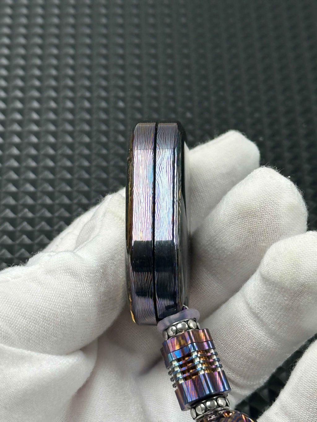 Groove Zircuti Resin-Sealed