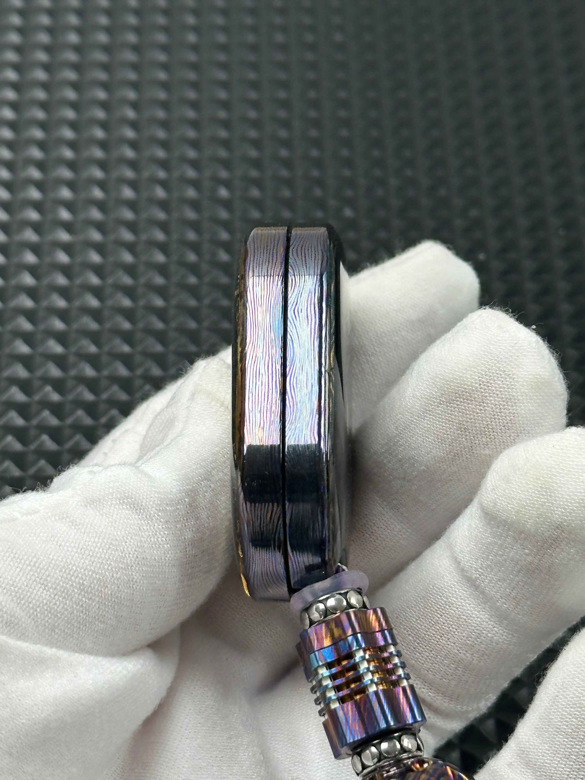 Groove Zircuti Resin-Sealed