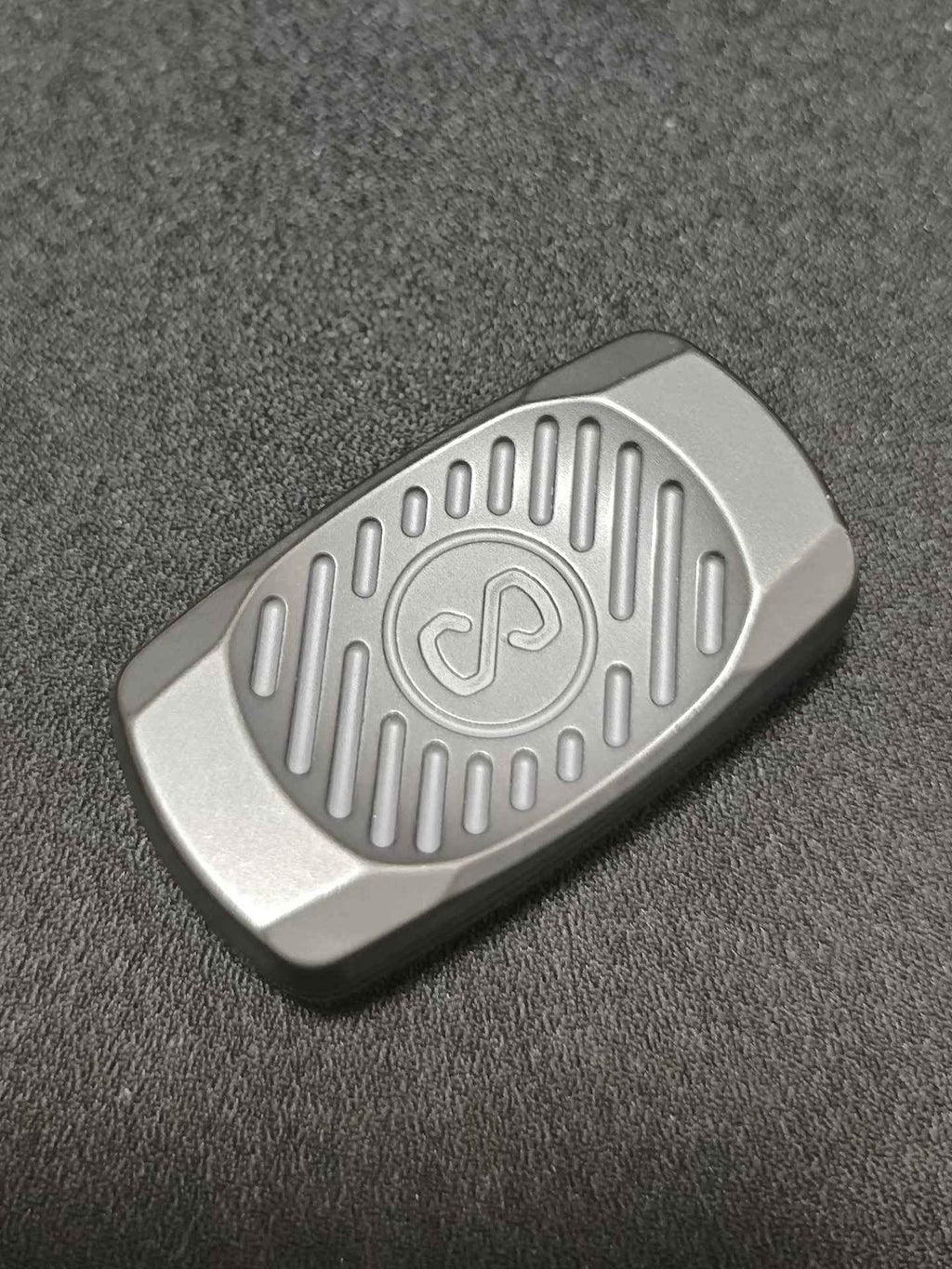 Infinity Slider Zirconium