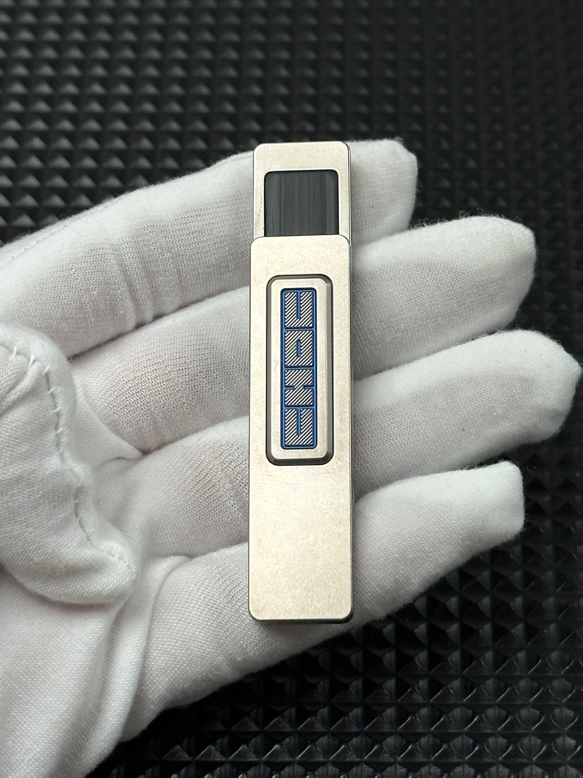 Choc Titanium