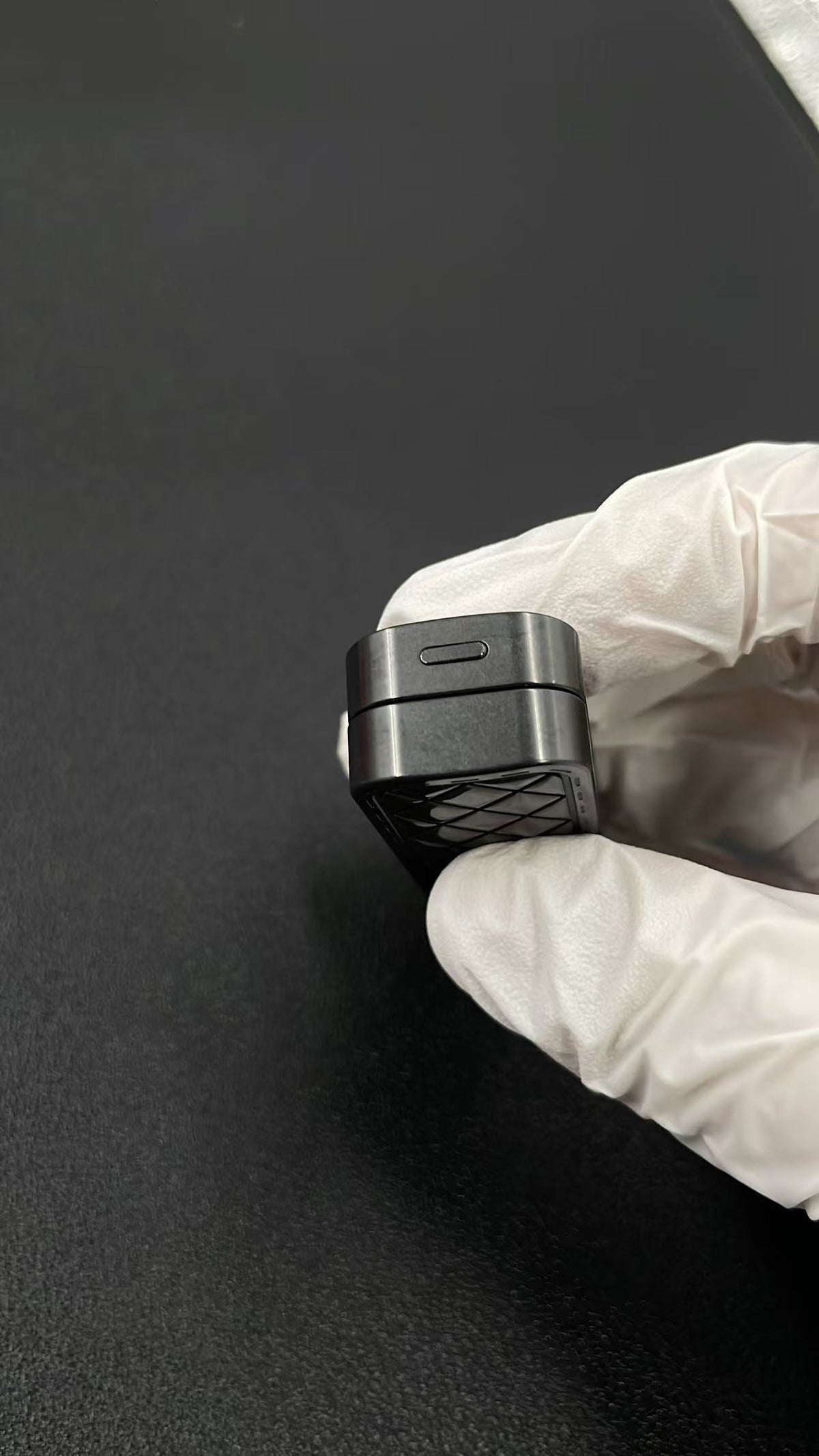 Feng Ling Zirconium
