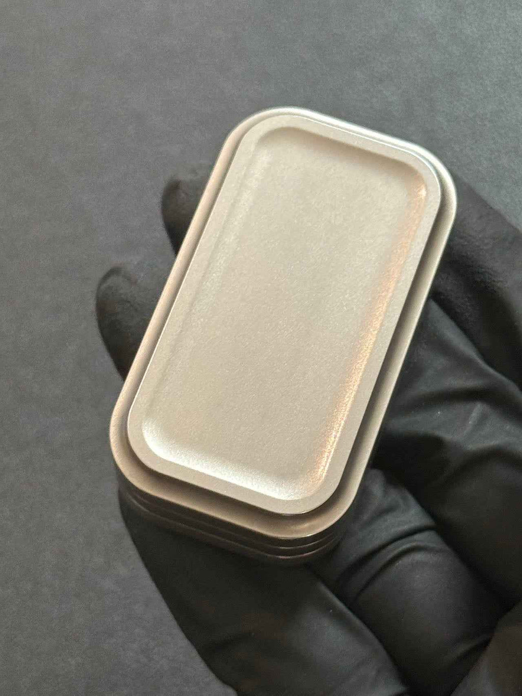 Magnet Feel Stainless Steel