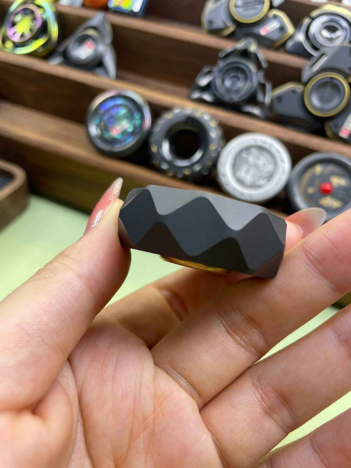 BIT05 Zirconium