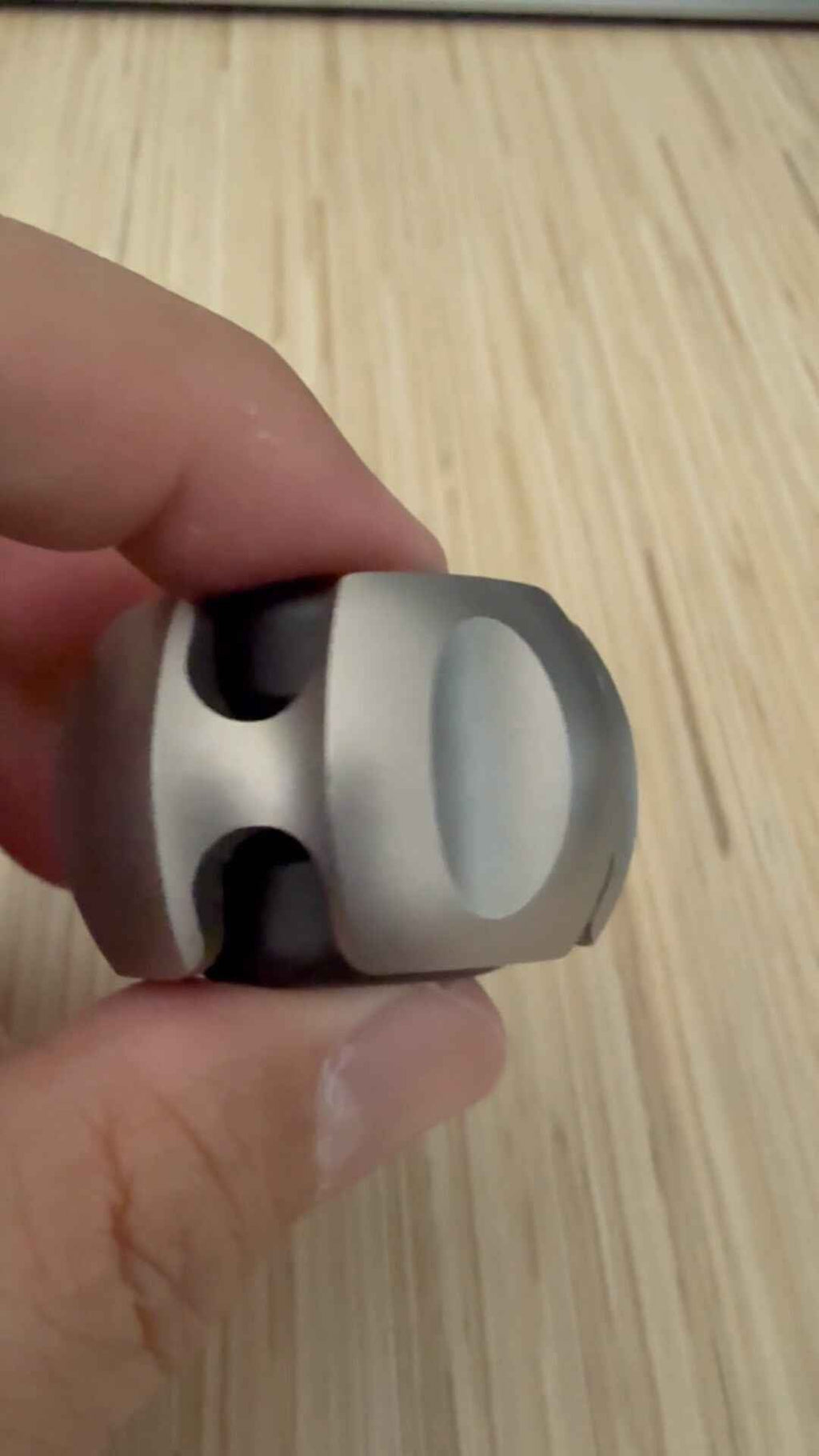 Noiz Titanium