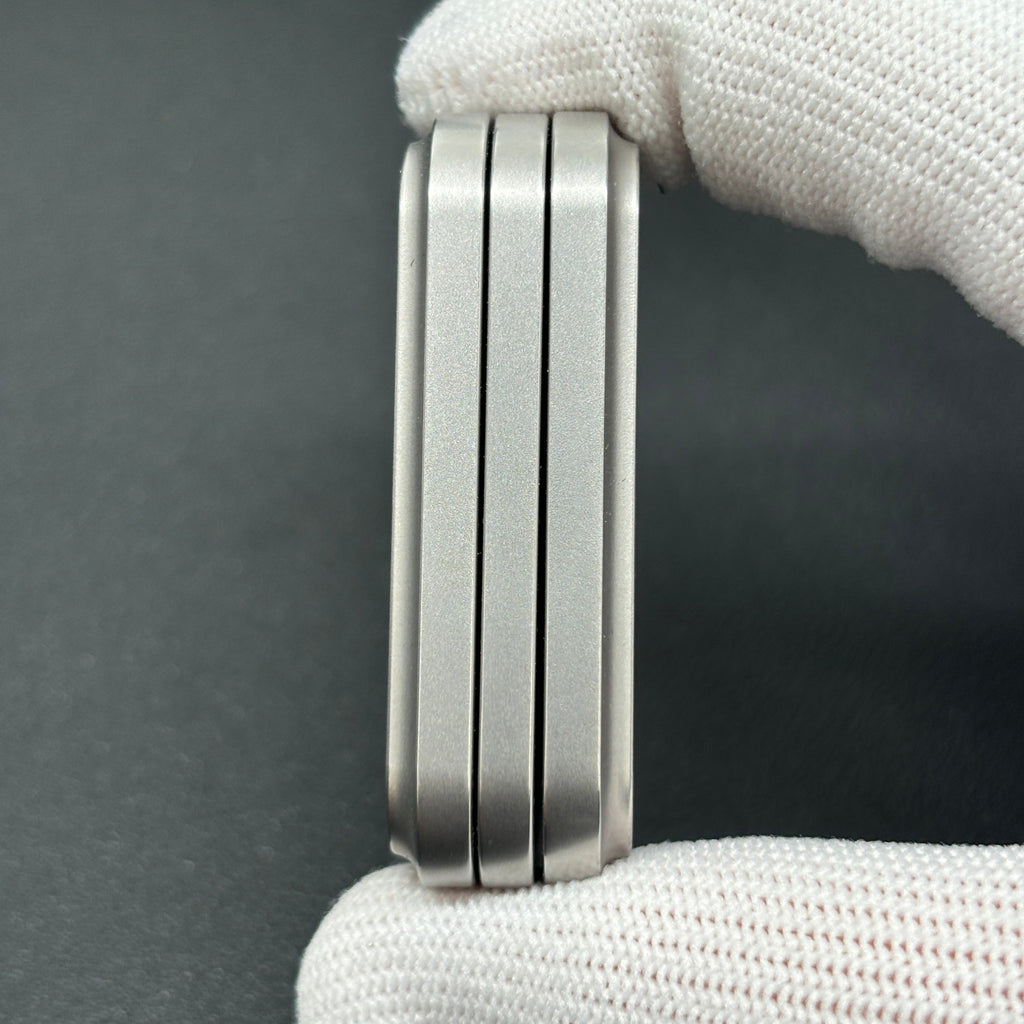 Magnet Feel Stainless Steel