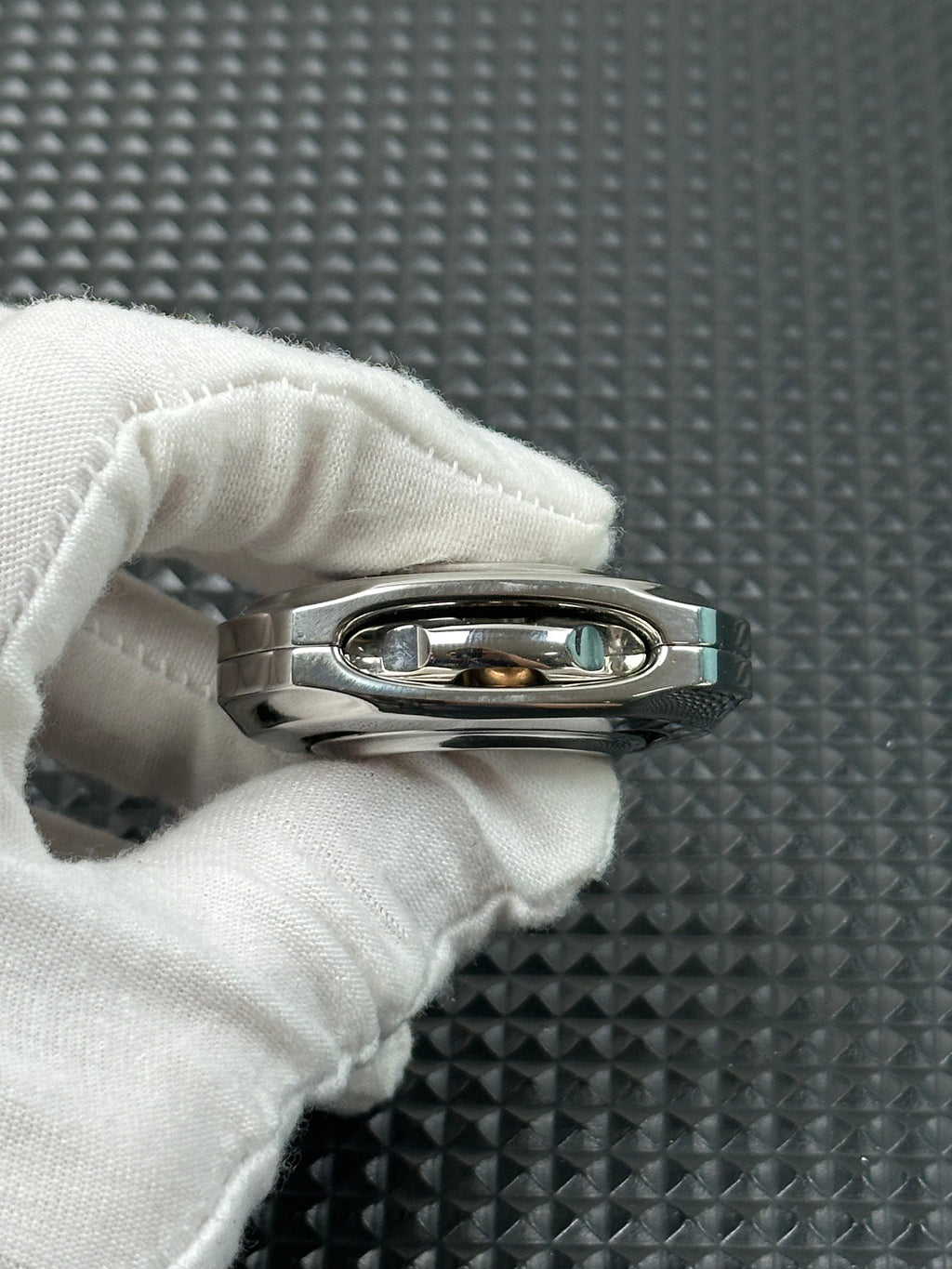 Radiation Shell Opening Stainless Steel Polished