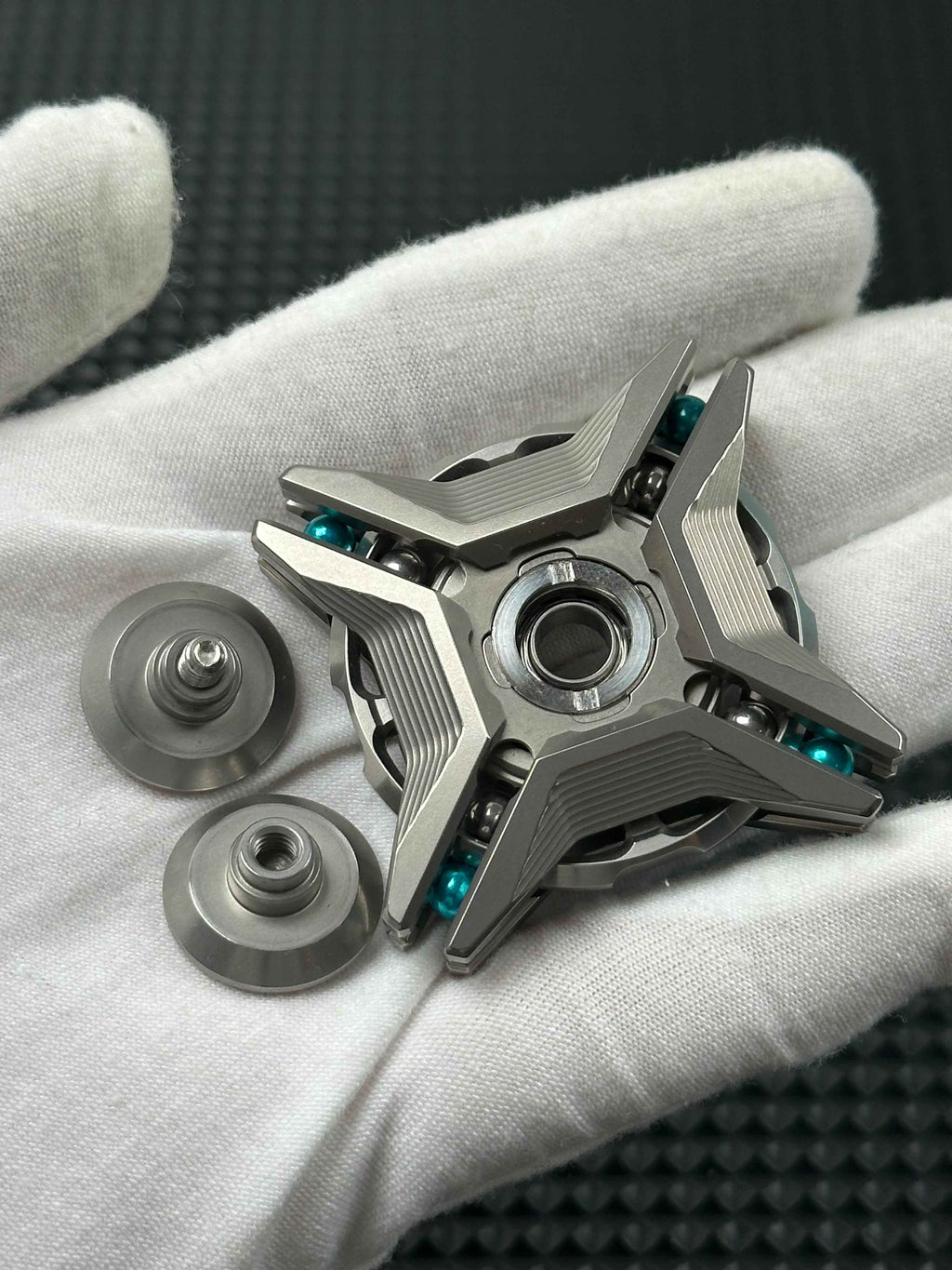 Manzala Titanium