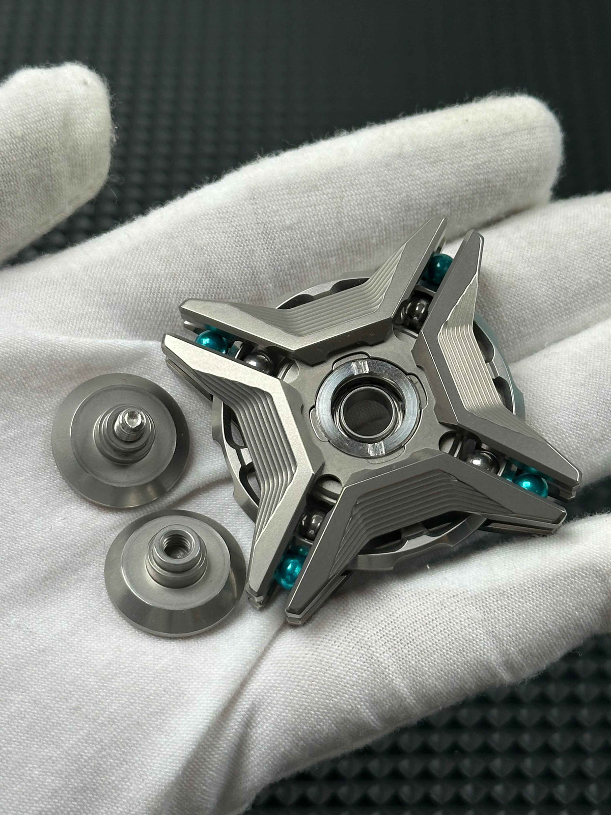 Manzala Titanium