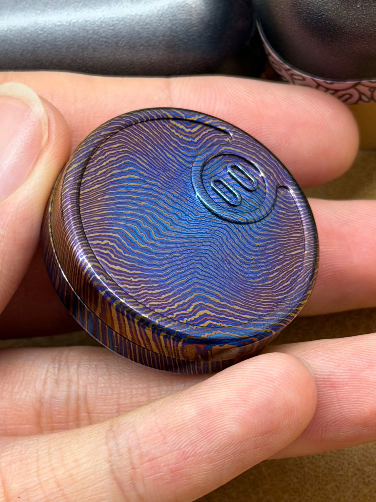 Pig Mokuti Titanium