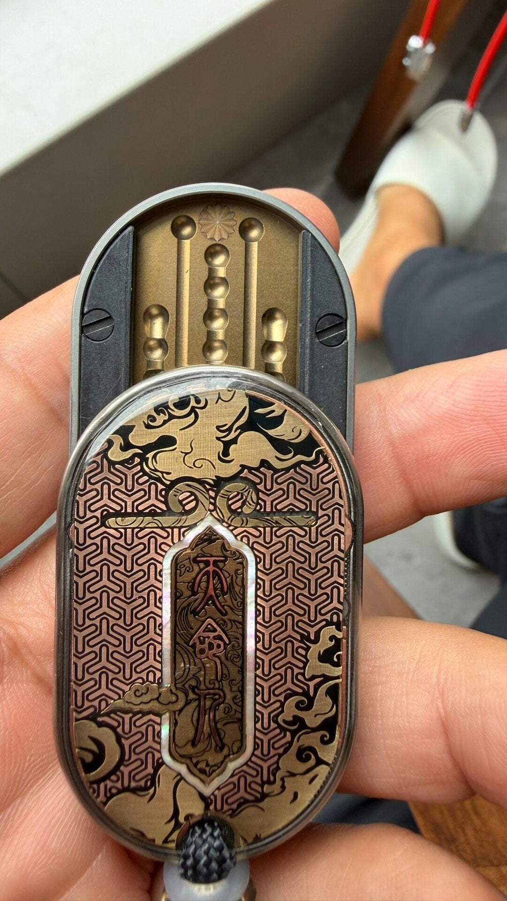 Groove Titanium