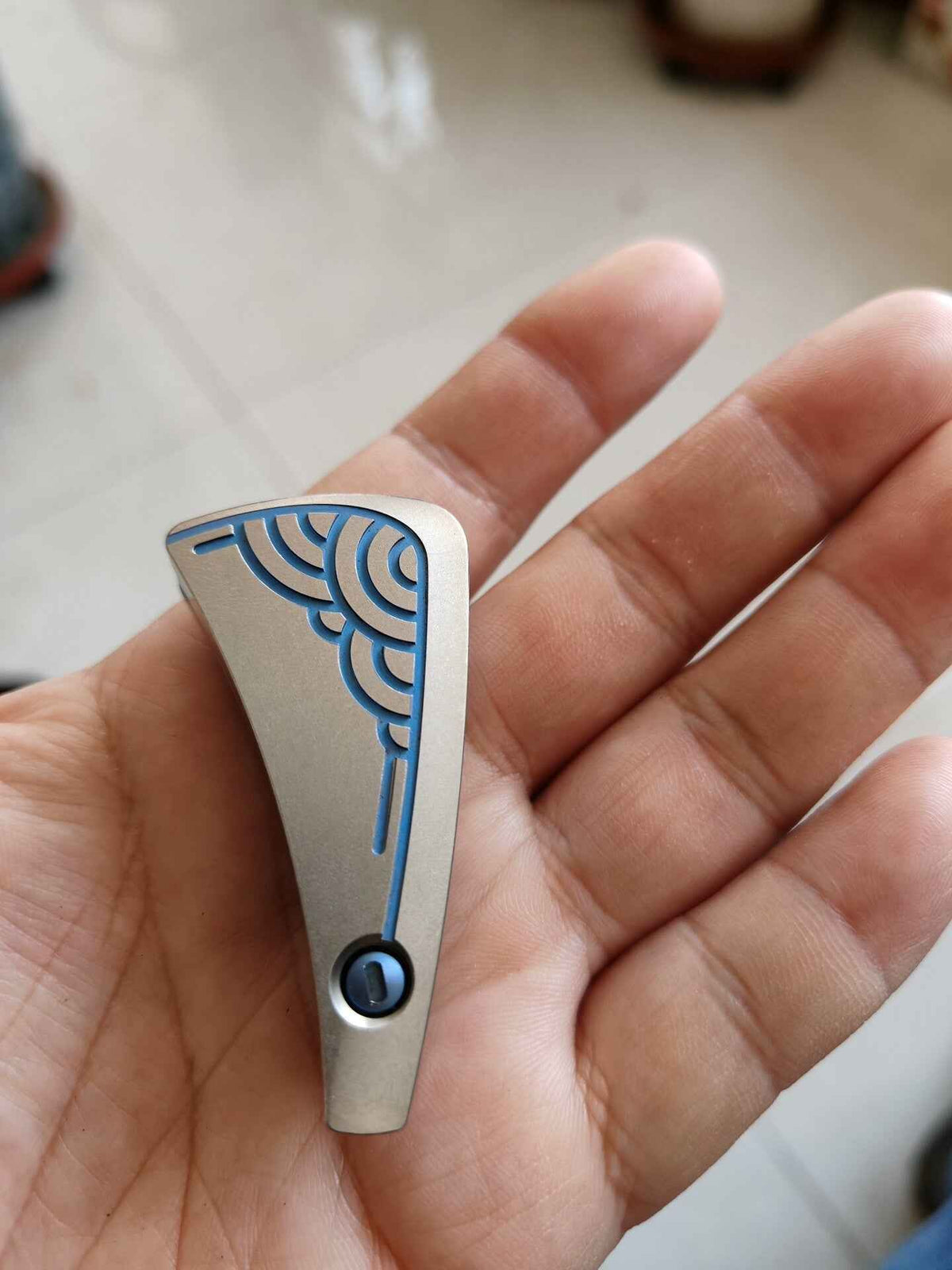 Peacock Feather Titanium